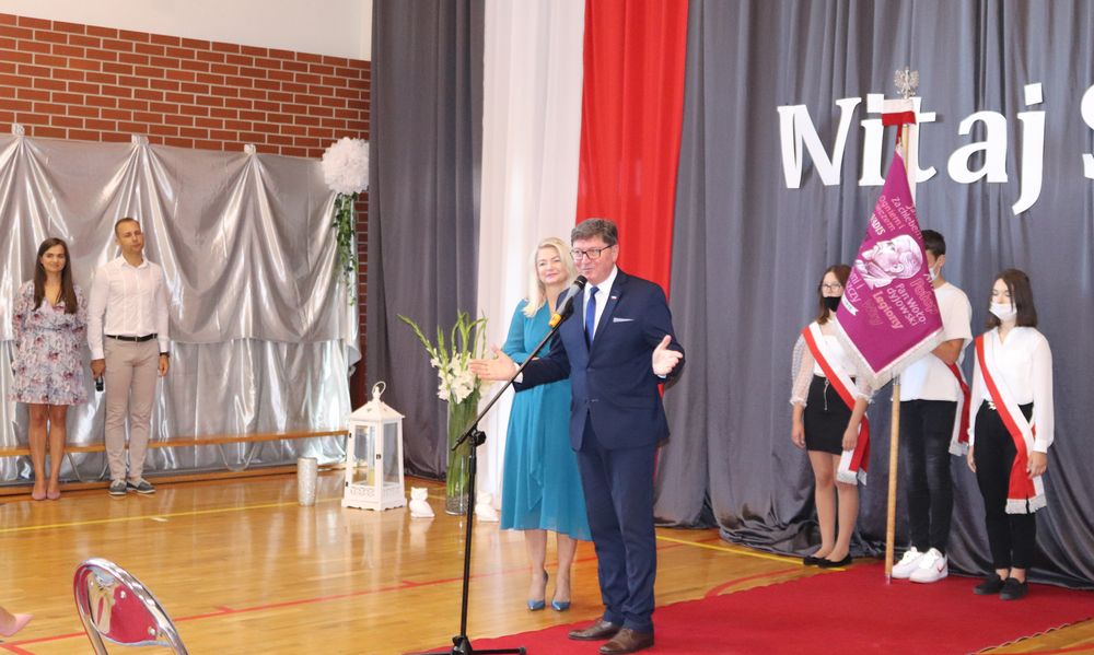 Przemówienie Na Rozpoczęcie Roku Szkolnego Przemówienie Dyrektora Szkoły na rozpoczęcie roku szkolnego 2021/2022
